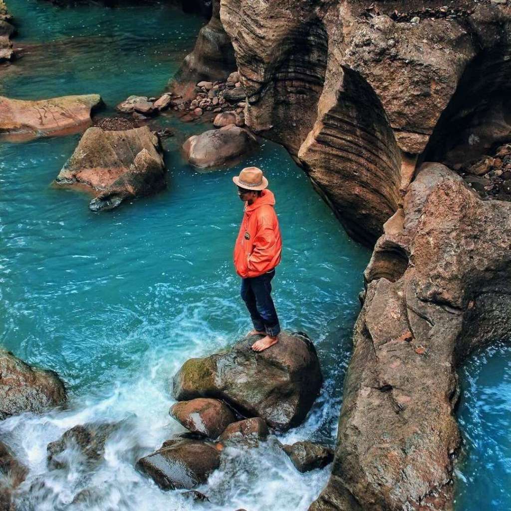 Sungai Cikahuripan, Panorama Keindahan Alam di Bandung&nbsp;Barat